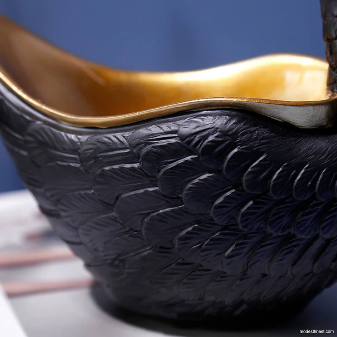 Odette Sculpted Swan Catchall